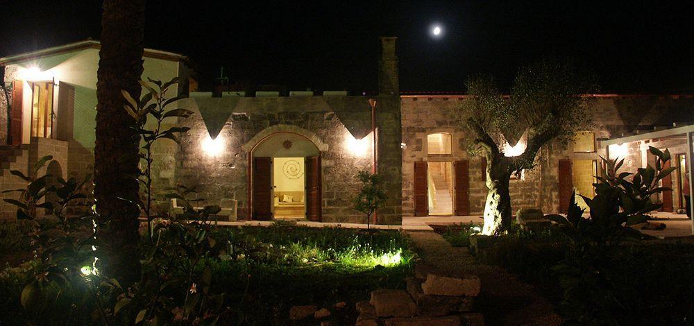 B&B Masseria Dei 12 Granai Minervino di Lecce Exterior photo