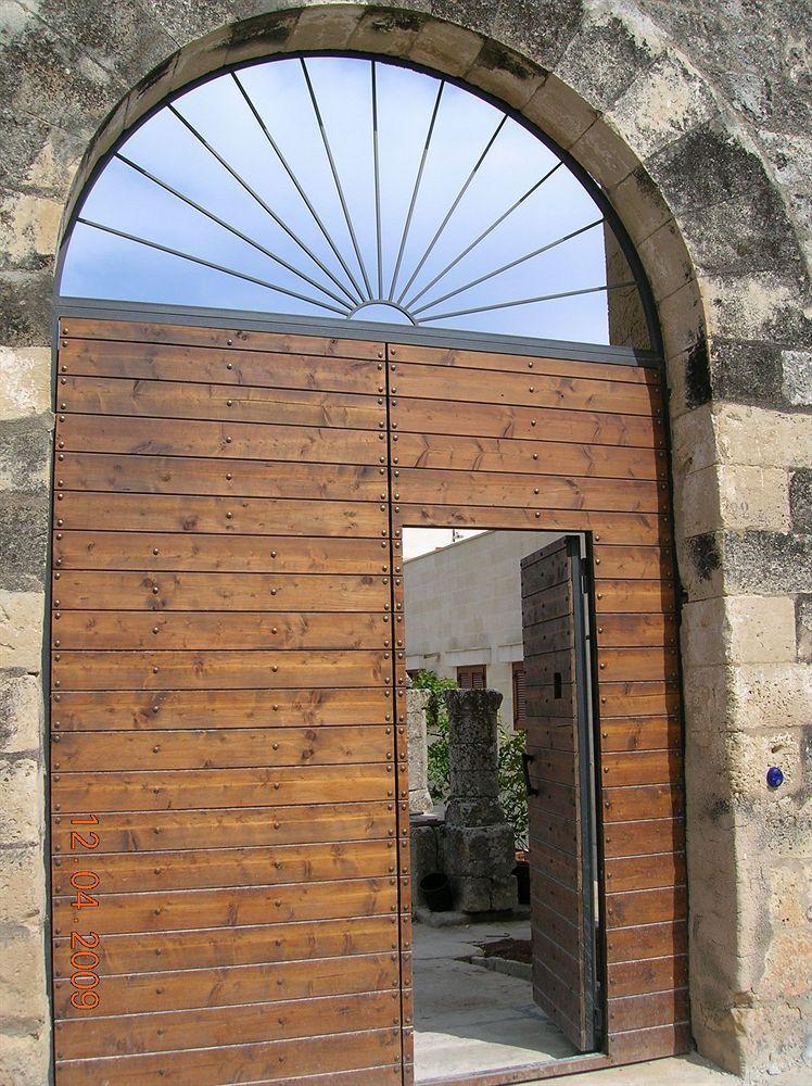 B&B Masseria Dei 12 Granai Minervino di Lecce Exterior photo