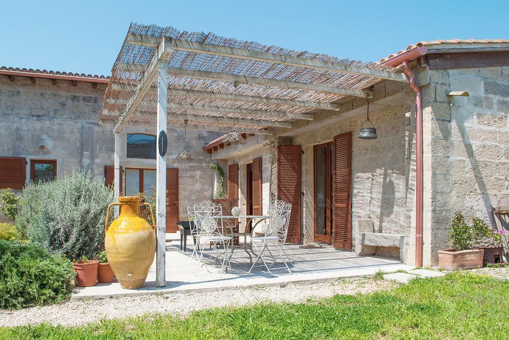 B&B Masseria Dei 12 Granai Minervino di Lecce Exterior photo
