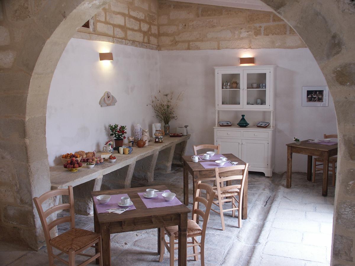 B&B Masseria Dei 12 Granai Minervino di Lecce Exterior photo
